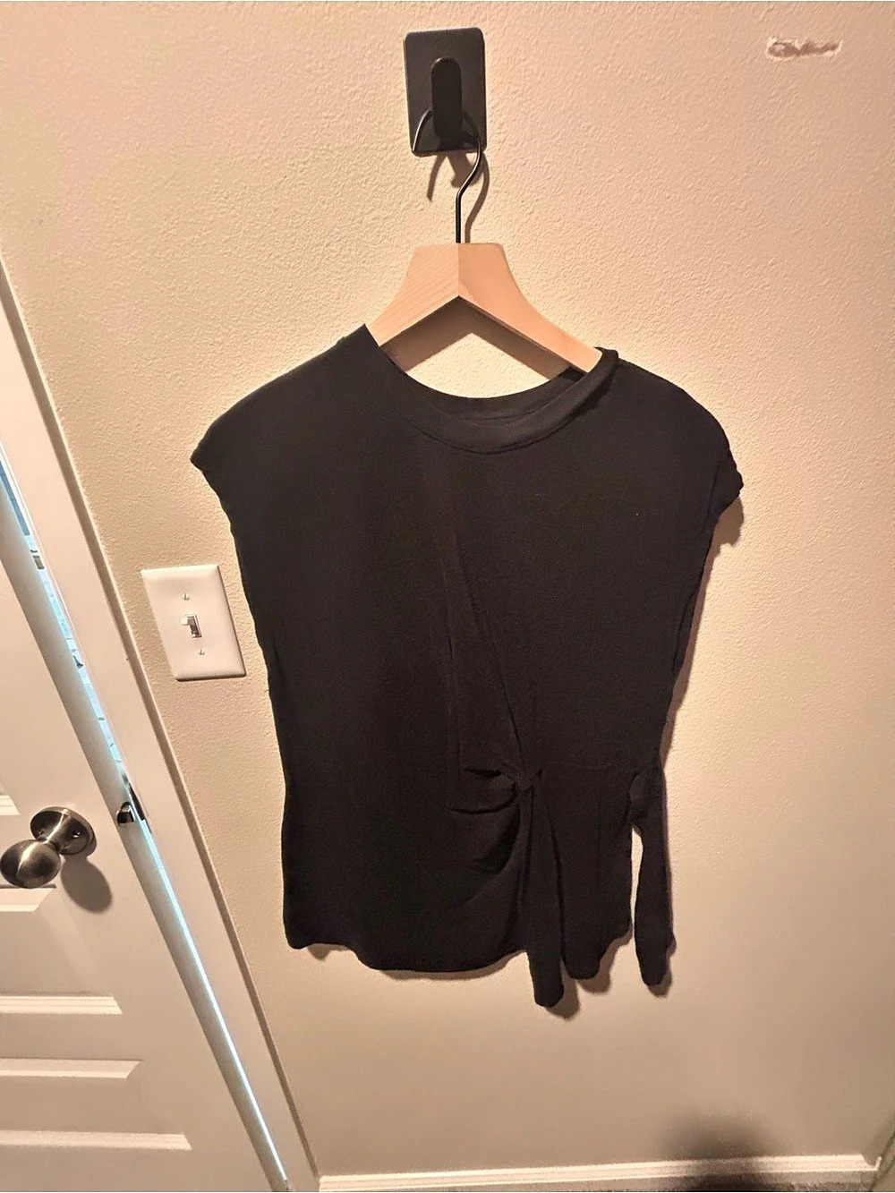 Old Navy Maternity Side-Tie Jersey Top Black